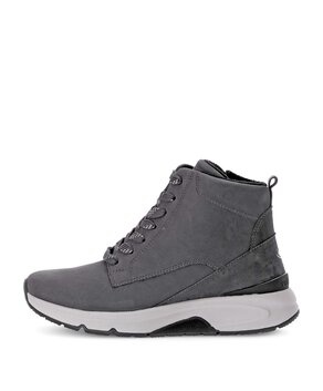 Sportliche Stiefelette grau