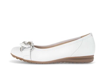 Sportliche Ballerina weiß